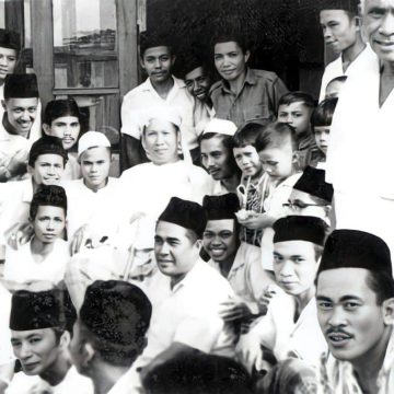 Mengenal Prof. Dr. H. Sayyidi Syaikh Kadirun Yahya, Mursyid Tarekat Naqsyabandiyah (2)